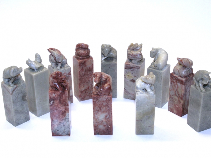 福州壽山石 狩頭圓印 Round Fuzhou Shoushan Seal Stone Set