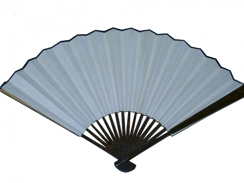 26cm Laquered Dark Speckled Brown Bamboo Fan