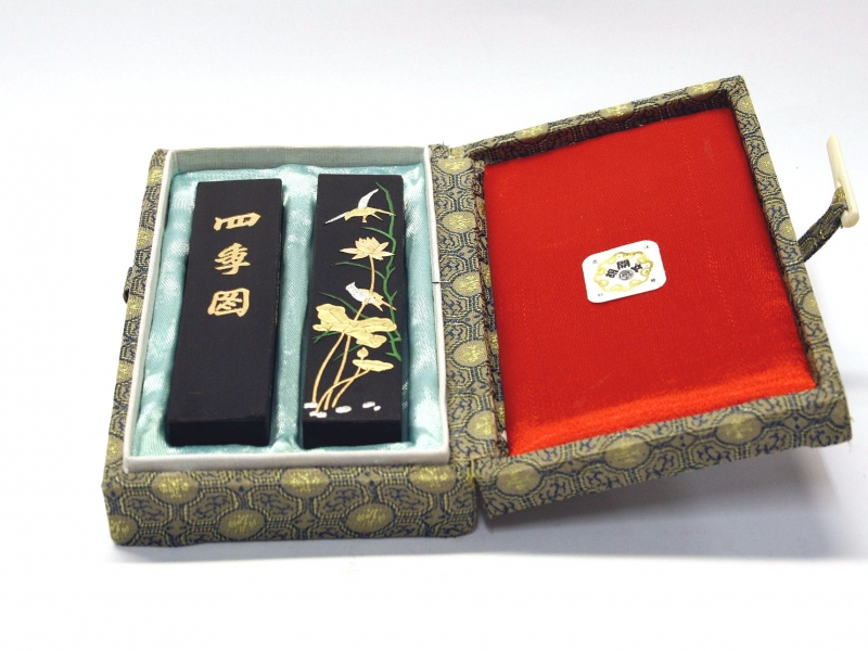 四季圖 上海墨廠胡文開盒裝對墨 "The Four Seasons" Shanghai Huwenkai Black Ink Stick Set
